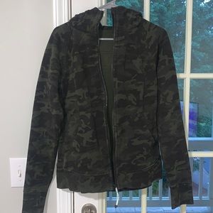 Lululemon camo jacket